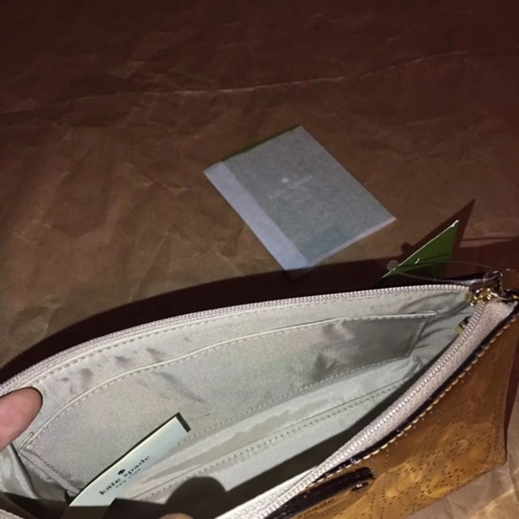 Kate Spade Little Shiloh Metro Gold heart - Picture 4 of 4